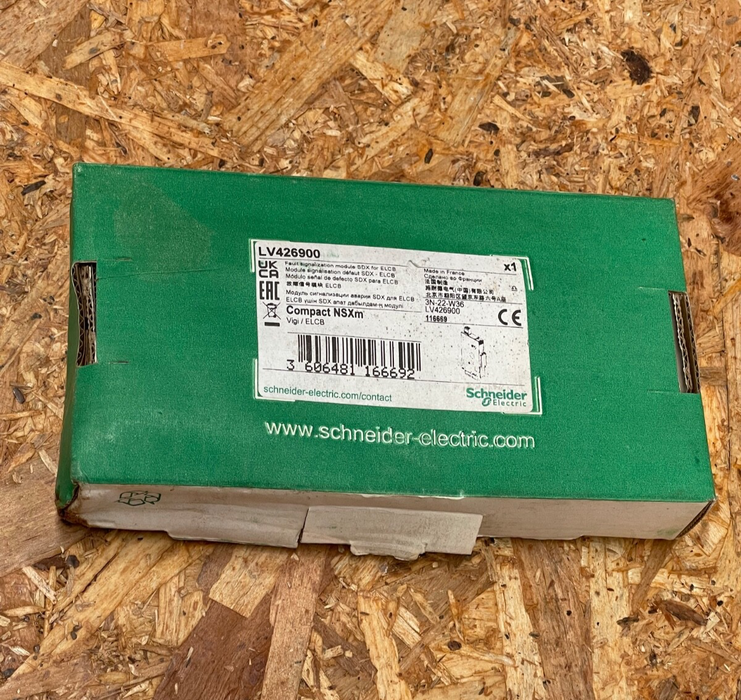 Schneider Electric – LV426900 – ComPacT NSXm SDx Auxiliary Contact Block 2NO/2NC