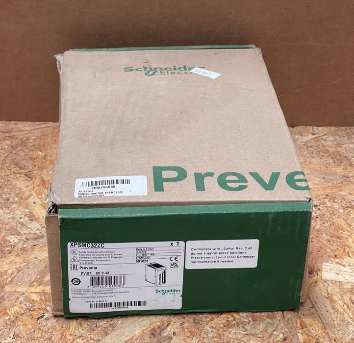 Schneider Electric – XPSMC32ZC – Harmony XPS‑MC Safety Controller, 24 V DC