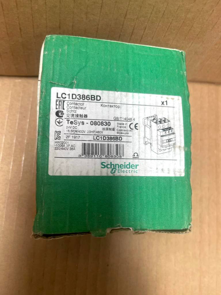 Schneider Electric LC1D386BD 3P(3NO), AC-3/AC-3e,  =440V, 38A, 24V DC coil