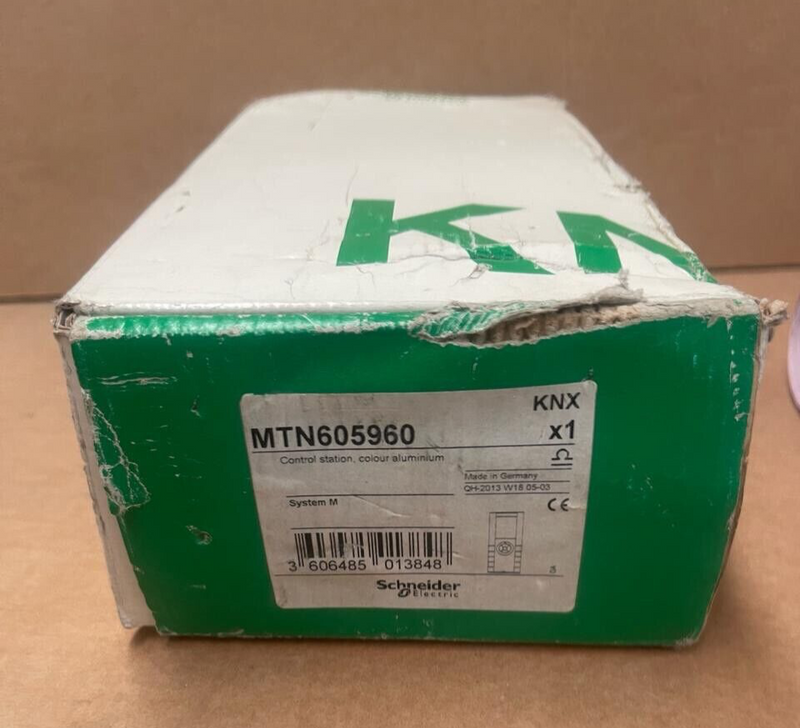 Schneider Ekectric KNX - MTN605960 - Control Station, Colour Aluminium