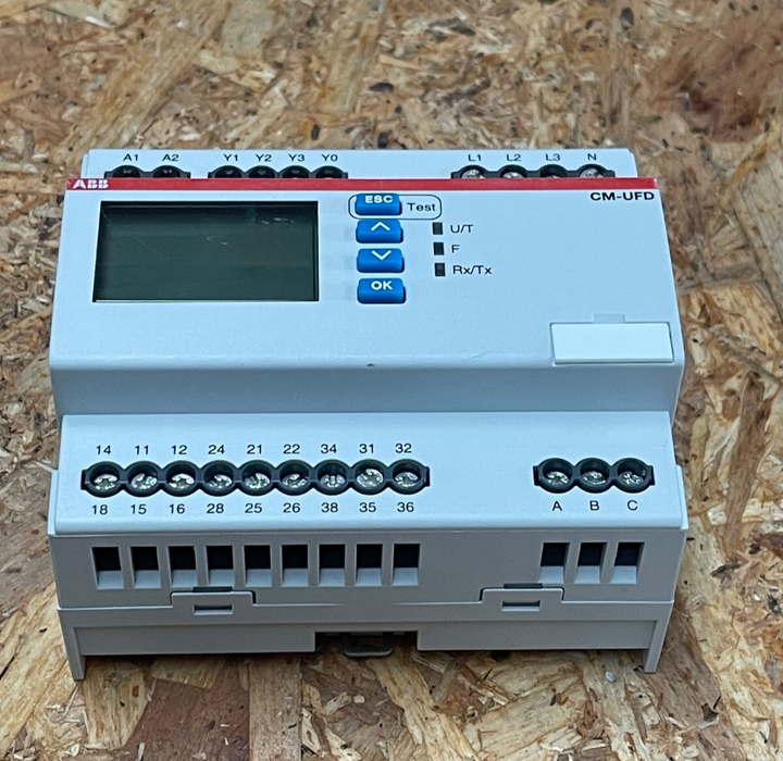 ABB – 1SVR560731R3701 (CM‑UFD.M31M) – Grid‑Feeding Monitoring Relay with Modbus