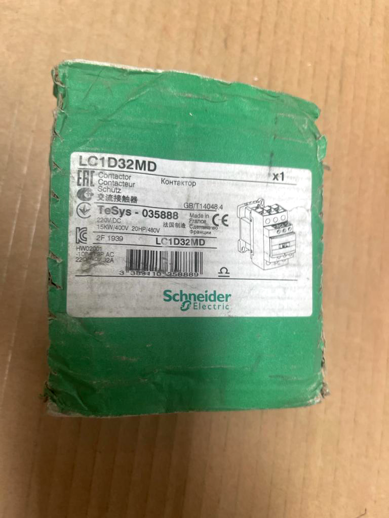 Schneider Electric LC1D32MD 3P(3NO), AC-3/AC-3e,  =440V, 32A, 220V AC