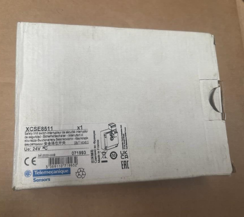 Telemecanique - XCSE8511 - XCS Safety Limit Switch, Metal