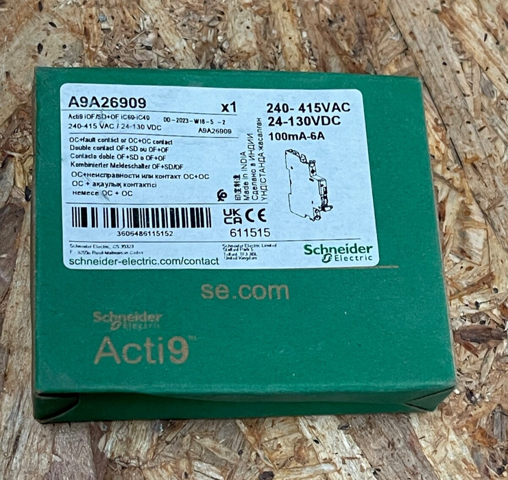 Schneider Electric - A9A26909 - Acti9 Auxiliary Contact 2 C/O 24–415VAC 24–130VD