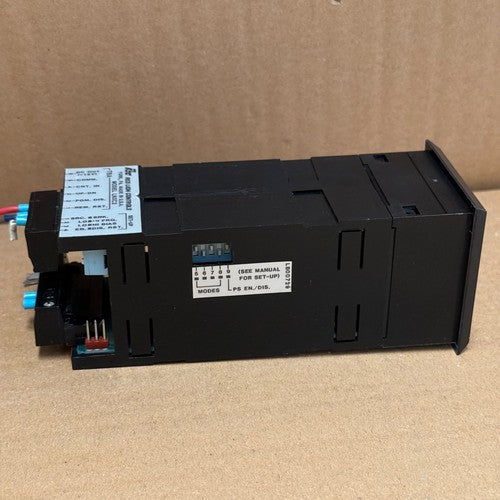 Red Lion Controls – LNXC2 (Lynx Series) – Dual Preset Digital Counter