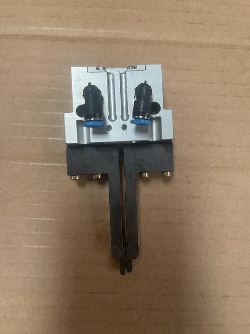 FESTO HGPT-20-A-B-G2 560200 C6 P max 8bar Parallelgreifer
