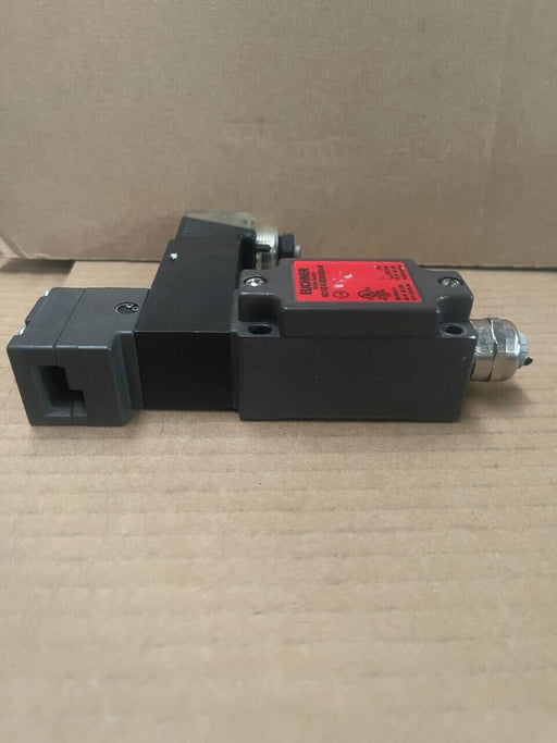 EUCHNER - NZ1VZ-538E3VSE04-M - Safety Switch