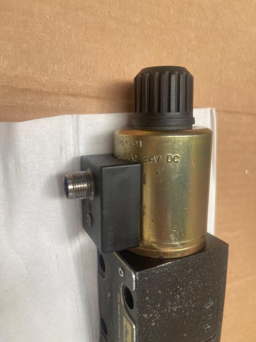 Parker - D1VW4CNJDLJ575 - Hydraulic Directional Control Solenoid Valve 350 Bar