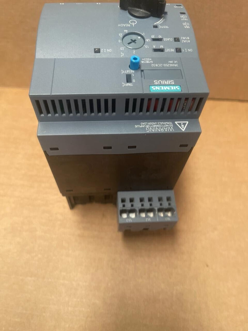SIEMENS SIRIUS - 3RA6250-2CB32 - Kompaktabzweig Wendestarter 690 V, AC/DC 24 V
