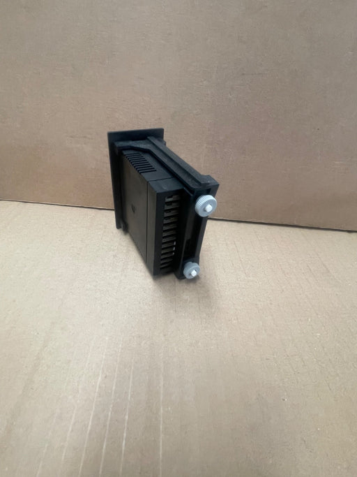 Störk-Tronic – ST710-JB1BV.10FP – ST710 Compact PT100 Temperature Controller