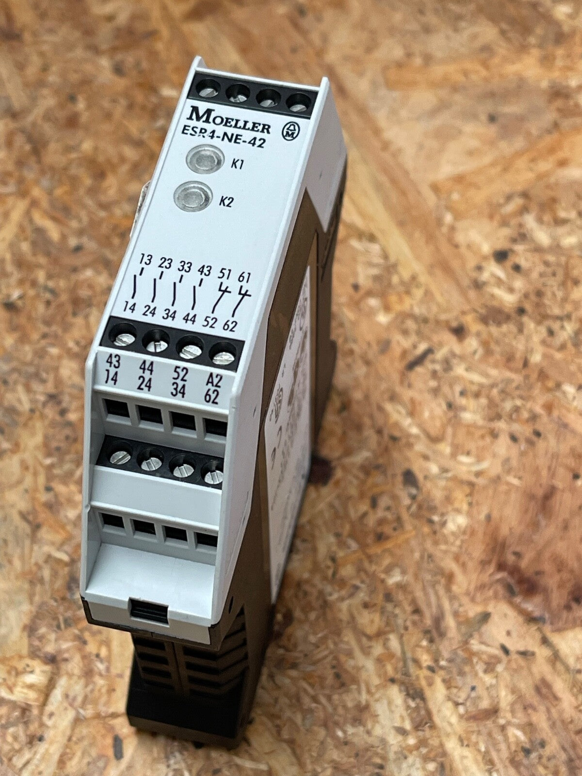 Moeller - ESR4-NE-42 - Safety Relay Expansion Module, 24 V AC/DC, 4 NO ...