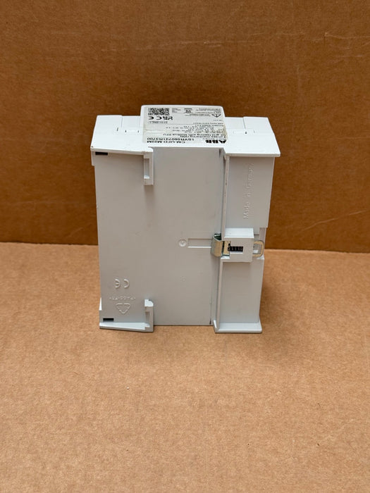 ABB – 1SVR560731R3700 – CM‑UFD.M22M Grid Feeding Monitoring Relay, Modbus RTU