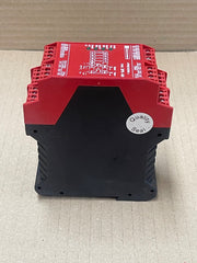 Schneider Electric – XPSAK371144P – Preventa Safety Relay Module 230 VAC / 24 V