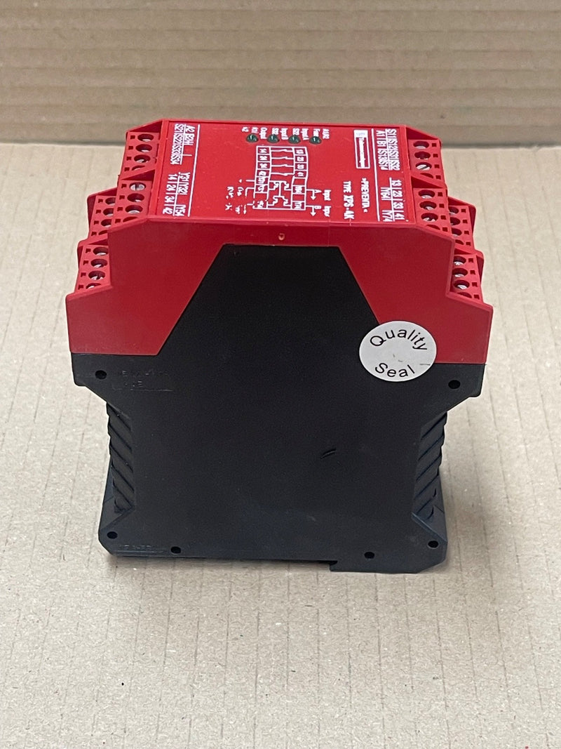 Schneider Electric – XPSAK371144P – Preventa Safety Relay Module 230 VAC / 24 V