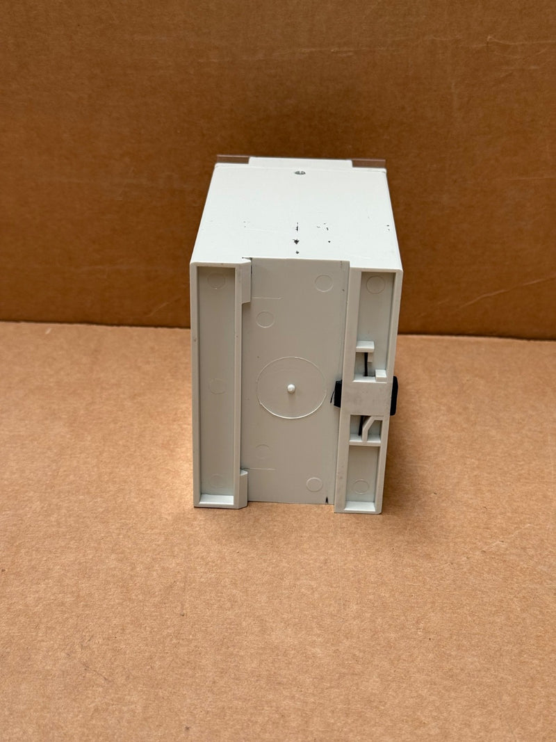 Multitek – M100‑WA5 – 3‑Phase 4‑Wire Unbalanced Watt Transducer, 0–20mA / 0–10V