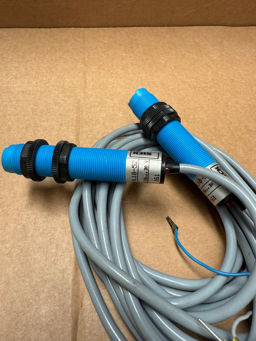 SICK – VL18‑52 – M18 Barrel Retro‑Reflective Photoelectric Sensor