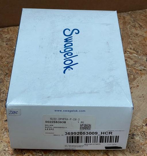 Swagelok - 6LVV-DPHFR4-P-CM-2 - UHP Diaphragm Valve, 1/4” Female VCR, Manual