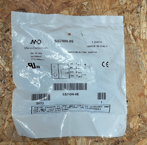 Micro Detectors – SS7/0N‑0E – M18 Tubular Diffuse Photoelectric Sensor (NPN)