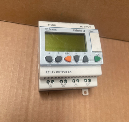 Crouzet – 88970041 – Millenium 3 “CD12” Logic Controller / PLC (24 V DC, 8I / 4O