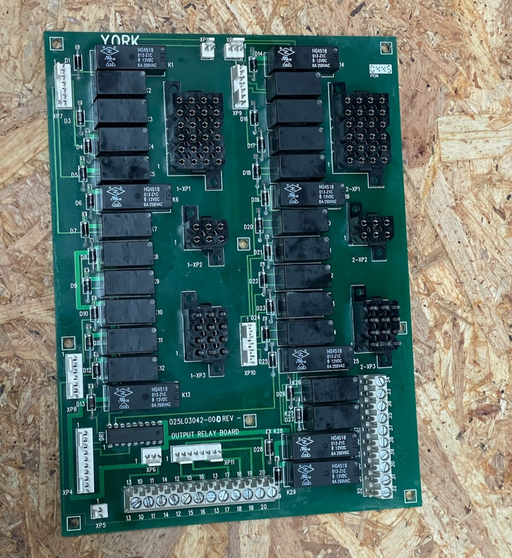 York - 025L03042-000 - Output Relay Board, BRD-4904, 153×203 mm
