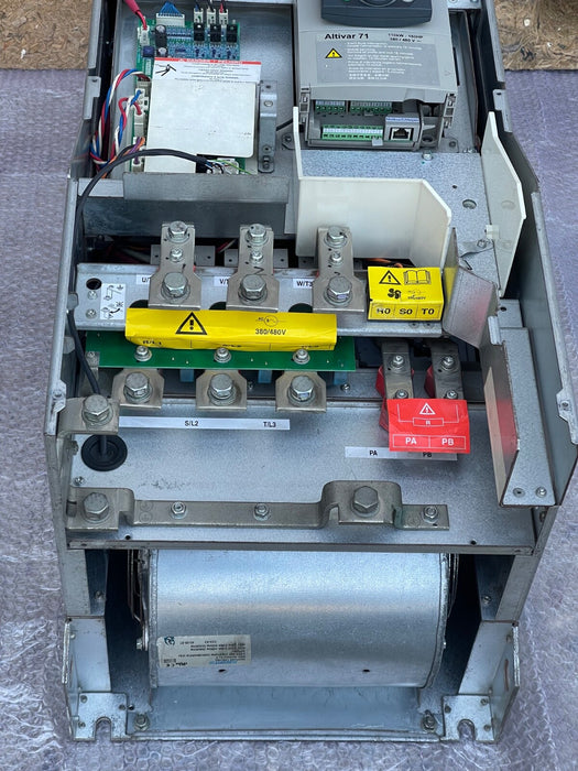 Telemecanique – ATV71HC11N4 – Altivar 71 VFD, 110 kW / 150HP, 380–480 V AC