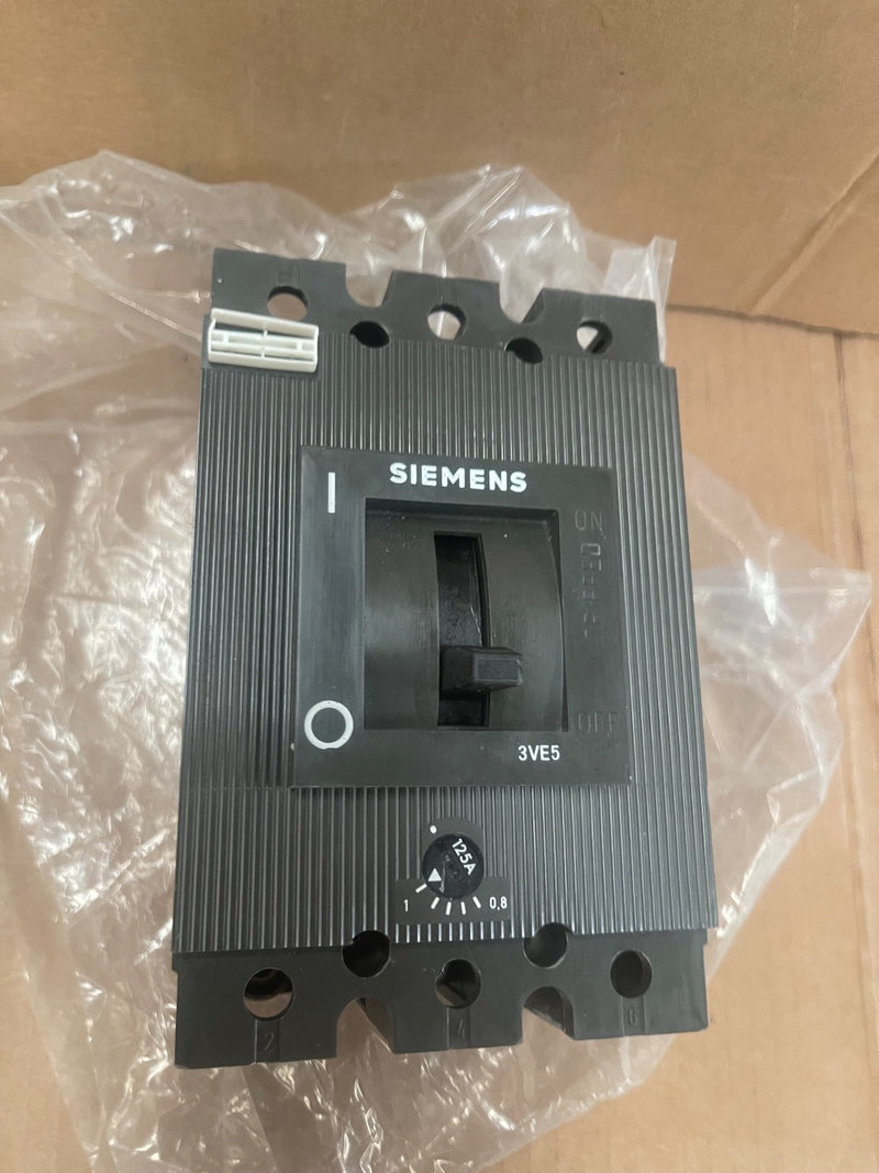 Siemens – 3VE5301-0CU00 – 3-Pole Molded Case CB, 100-125 A, with 1 NO + 1 NC