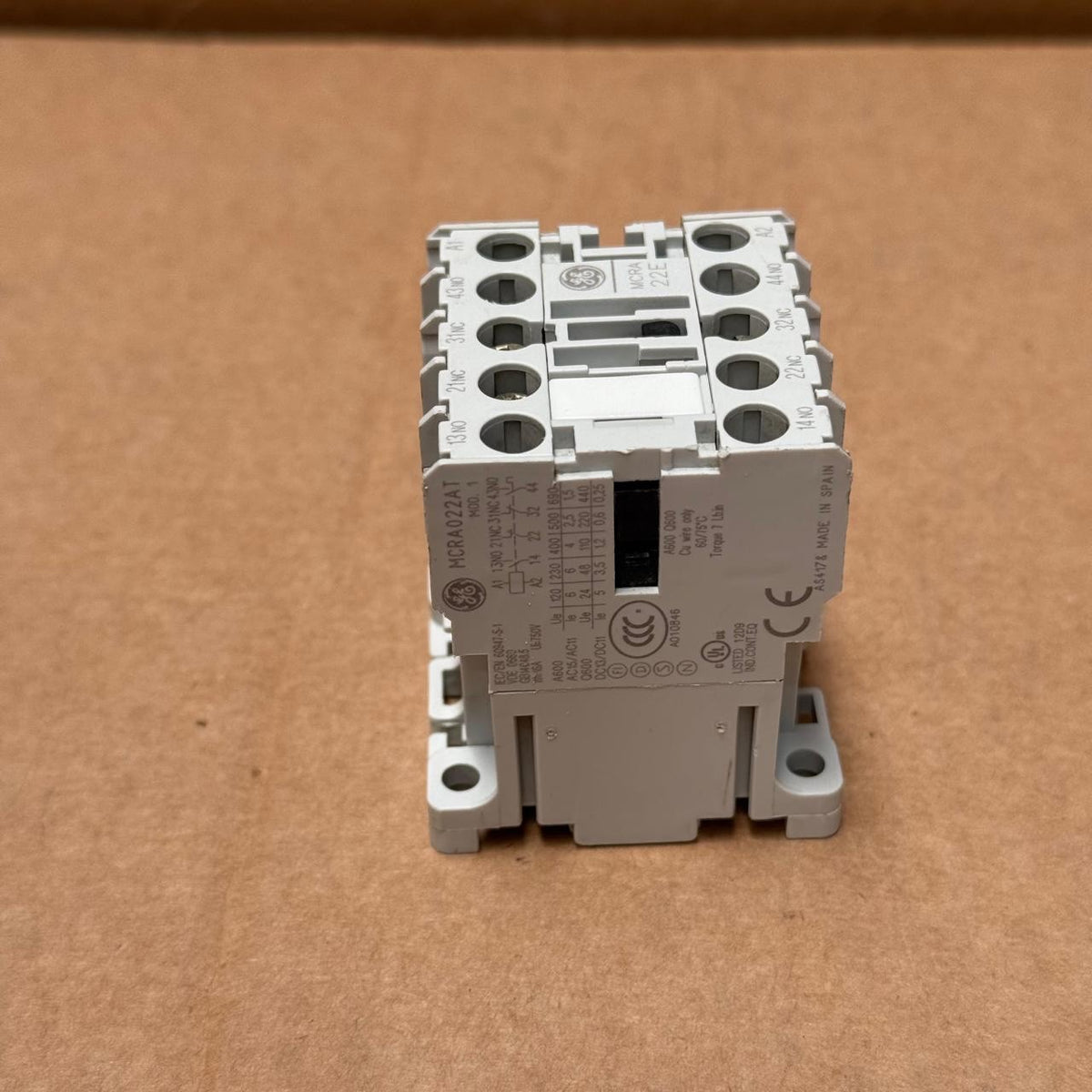 General Electric – MCRA022AT – C-2000 Mini-Control Relay, 2 NO + 2 NC ...