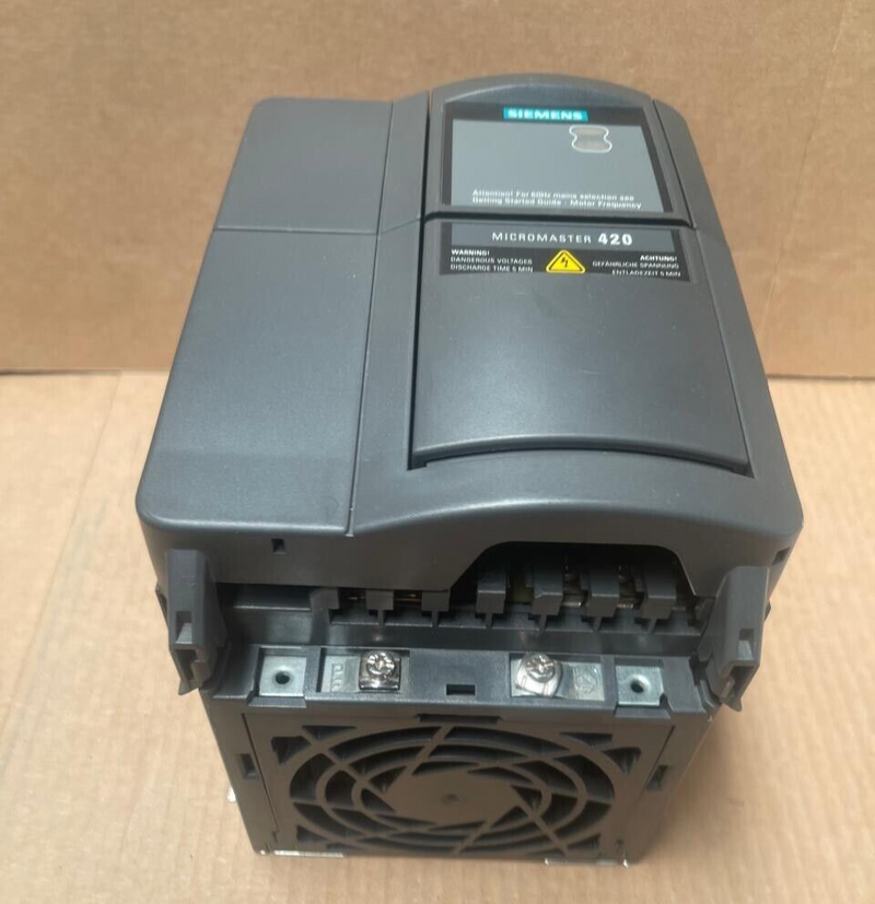 Siemens - 6SE6420-2AB21-5BA1 - MICROMASTER 420, 1.5 kW, 1-Phase, 240V AC