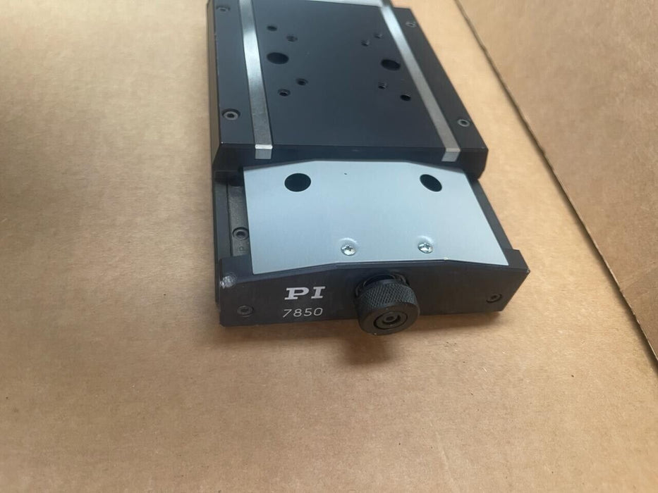PI - M-405.CGX - M-405.CG - Precision-class linear drive