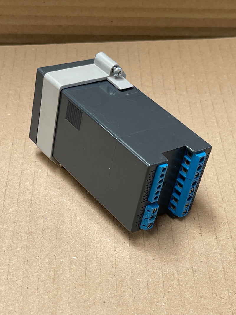 Hengstler – 0732012 – TICO 732 Multifunction Counter/Timer 12–24 V DC LCD