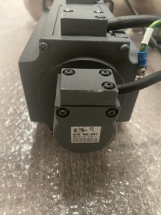 MITSUBISHI AC SERVO MOTOR HA-FF63B-UL 3AC 600W 3000r/min