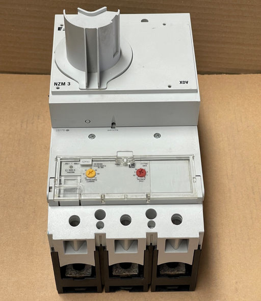 Eaton – NZMN3‑AE600‑NA – NZM3 600 A Molded Case Circuit Breaker (3‑Pole)
