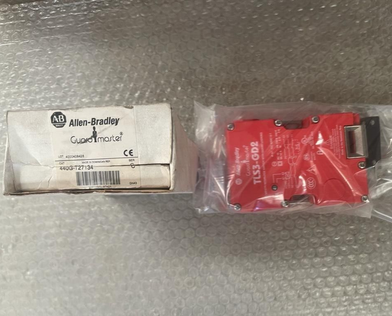 Allen-Bradley, 440G-T27134 Guardmaster Safety Interlock