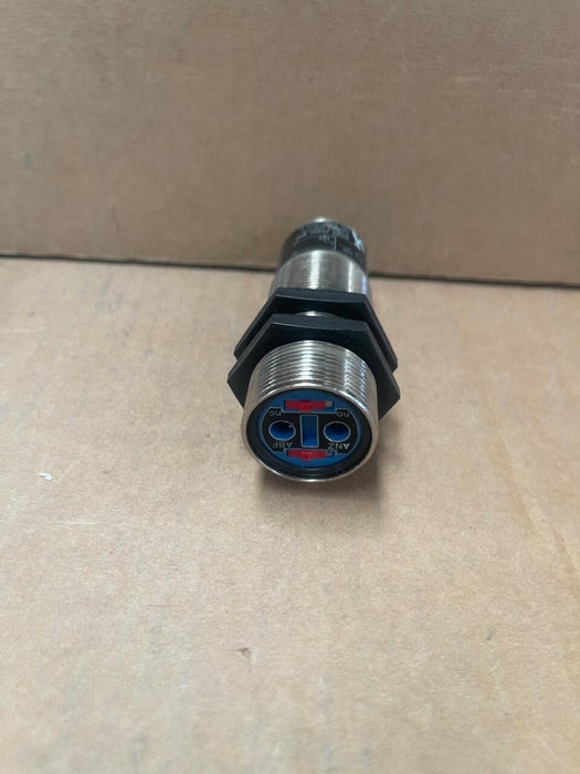 Wenglor - UF66VCF3 - Fiber-Optic Amplifier, 10–30 V DC, PNP Output, 1000mm Range