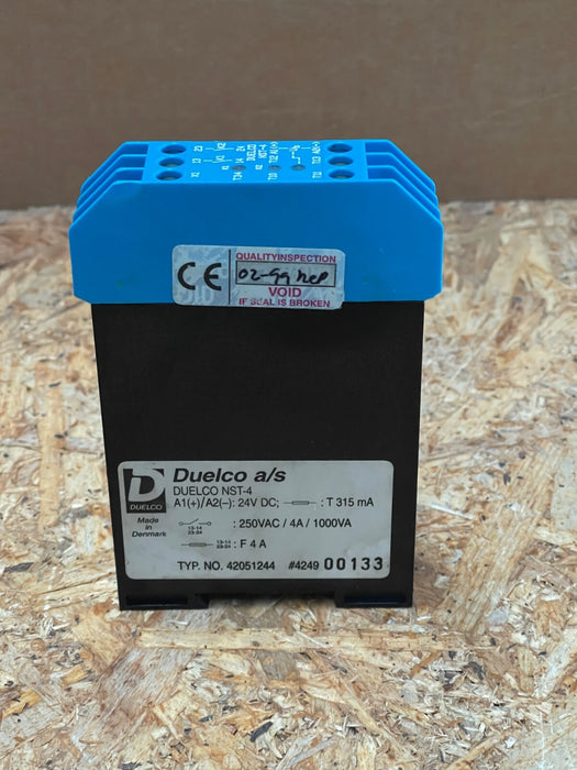Duelco – NST‑4 24 V DC (Part No. 42051244) – Emergency‑Stop / Safety Relay