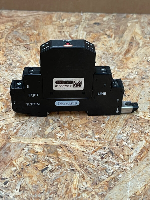 Novaris – SL2‑7V5 – High‑Energy Signal‑Line Surge Protector, 7 VDC Clamp