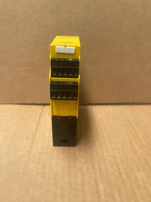 Turck - IM43-14-RI - 1-Channel Trip Amplifier, 0/4–20 mA, 0/2–10 V Inputs