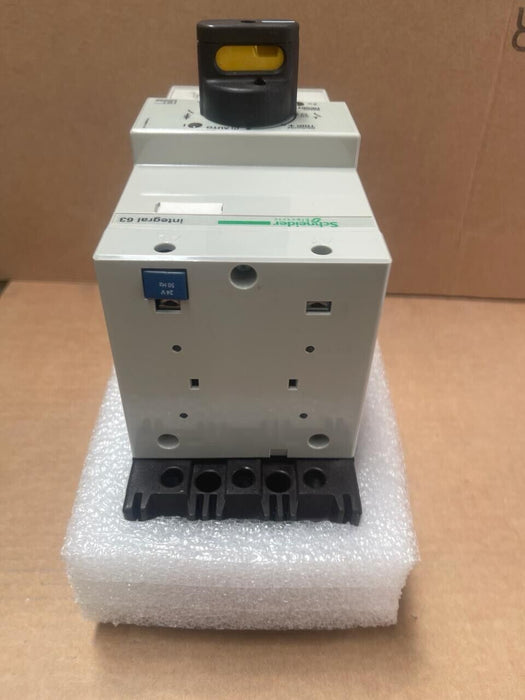 Schneider Ekectric TeSys - LD1LD030B - contactor breaker - 63A AC-43 - 24VAC