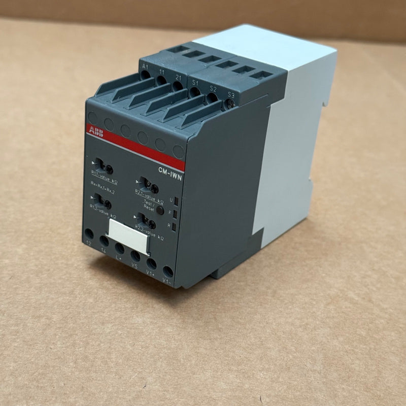 ABB – CM‑IWN.5 – Insulation Monitoring Relay 0–400 VAC/600 VDC (1SVR650660R0400)