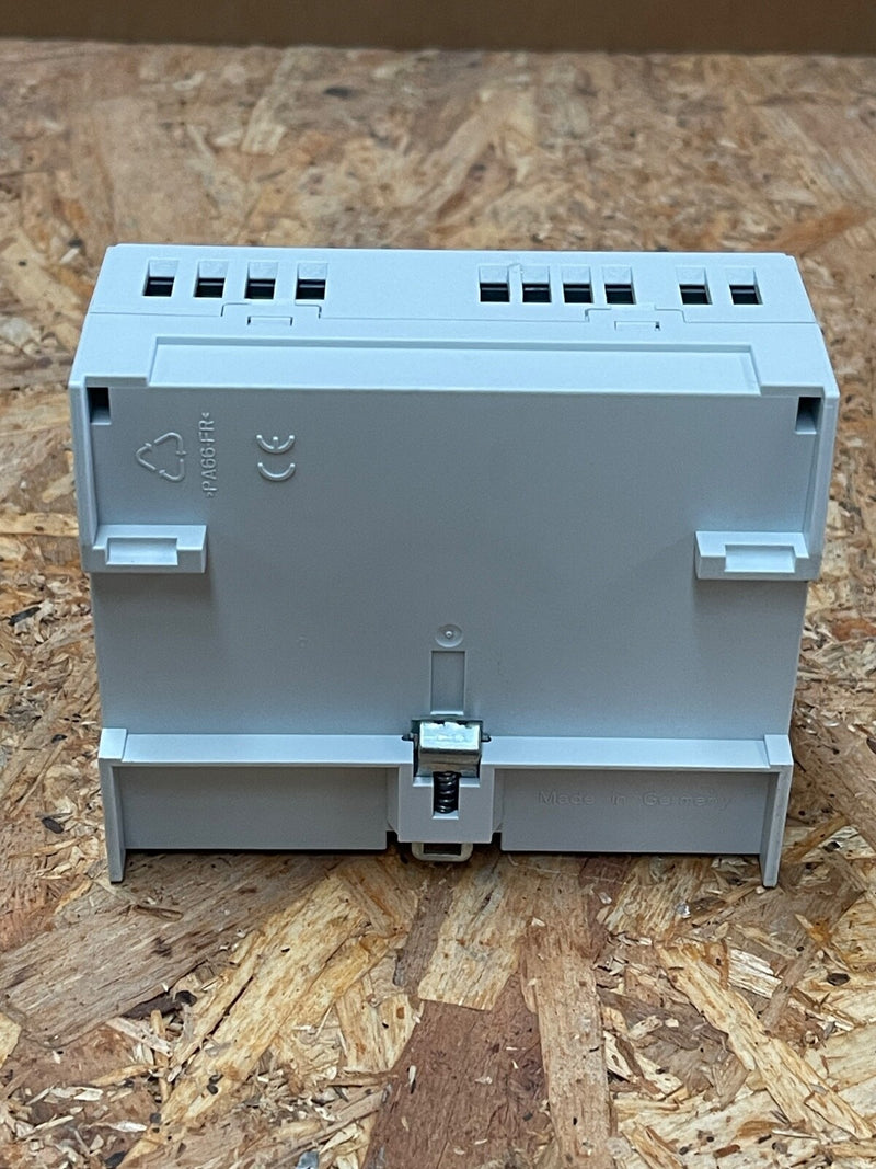 ABB – 1SVR560731R3701 (CM‑UFD.M31M) – Grid‑Feeding Monitoring Relay with Modbus