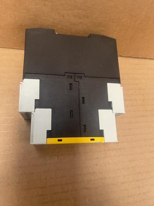 SIEMENS SIRIUS - 3TK2825-18840 - Safety Relay