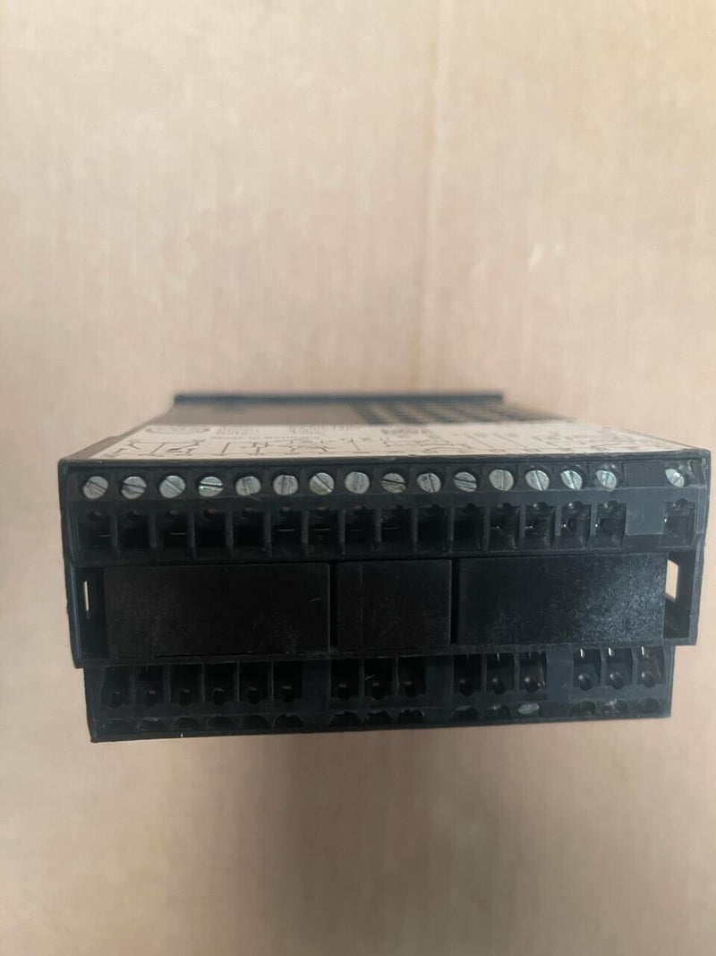PMA KS90 - KS90-110-0100D-000 - PID Universal process controller