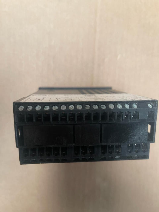 PMA KS90 - KS90-110-0100D-000 - PID Universal process controller