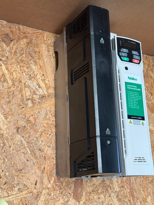Nidec – M300‑054 00270 A – Unidrive M300 15 kW AC Drive, 3× 400 V, SIL3 STO
