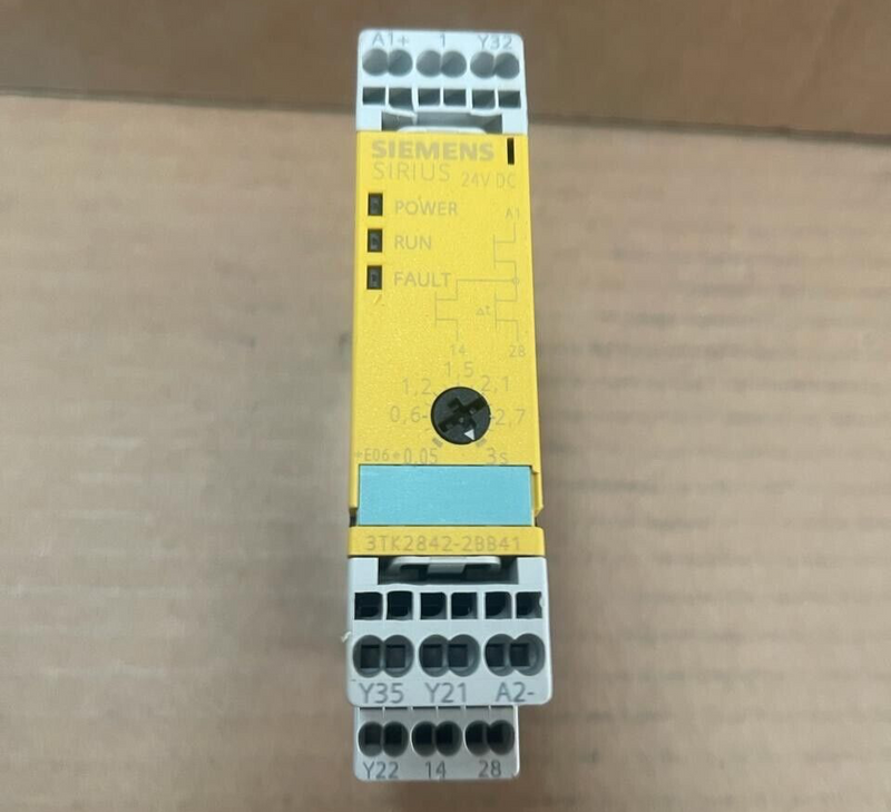 SIEMENS - 3TK2842-2BB41 - Saftey Relay