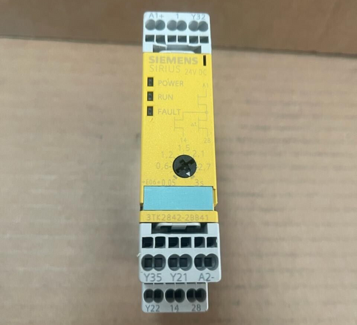 SIEMENS - 3TK2842-2BB41 - Saftey Relay