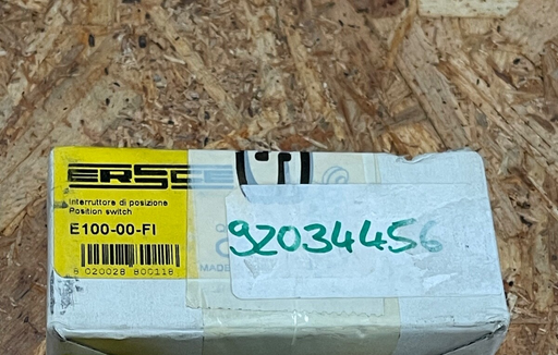 ERSCE – E100‑00‑FI – Compact Limit Switch, Adjustable Roller Lever, 6 A, IP66