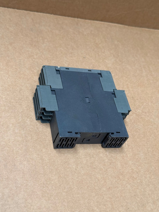 ABB – 1SAR700003R0006 – C510.03‑K Temperature Monitoring Relay, 0–200 °C