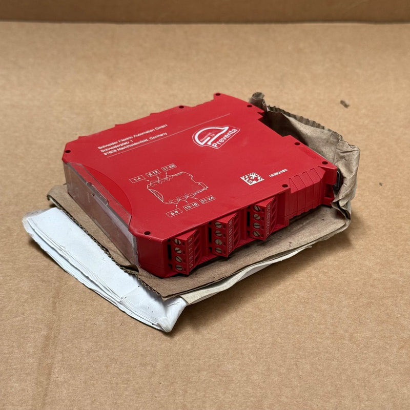 Schneider Electric – XPSMCMER0004 – Modicon MCM Safety Relay Expansion