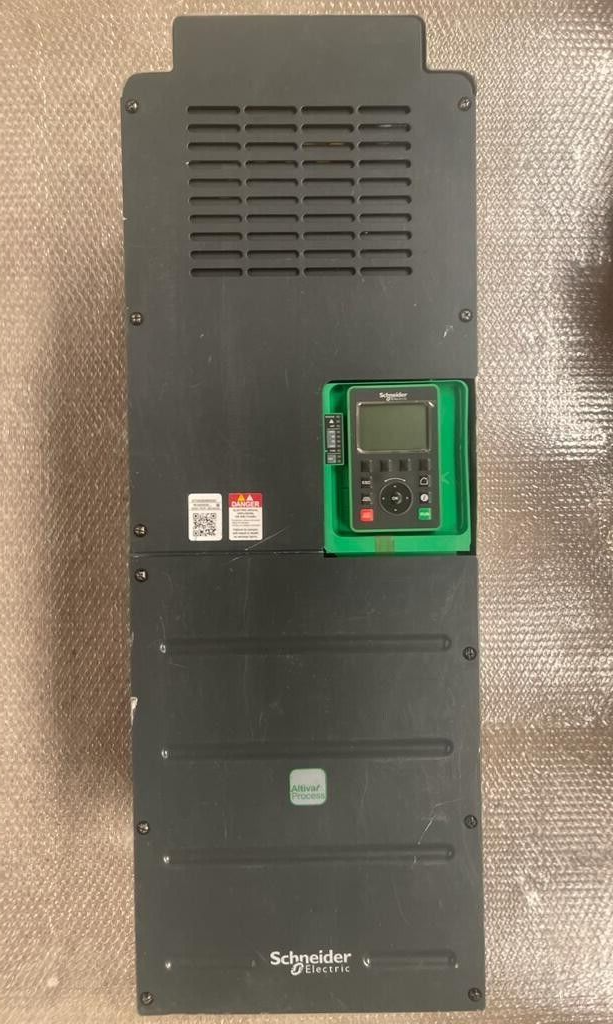 Schneider Electric, ATV930D55M3C, AC speed drive 55kW - 75HP - 200-240V